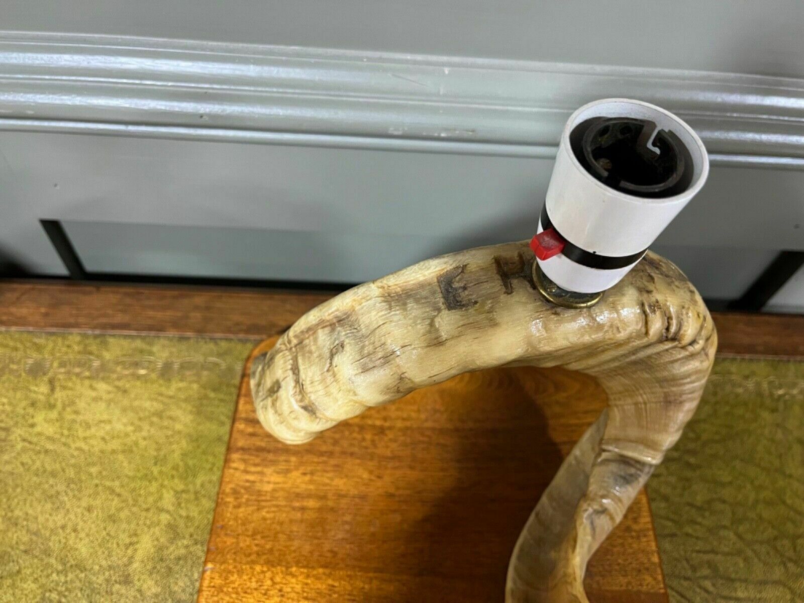 Pair Of Ram’s Horn Lamps Vintage Table Lights Original Ram’s Horn 1950’s photo 120.0