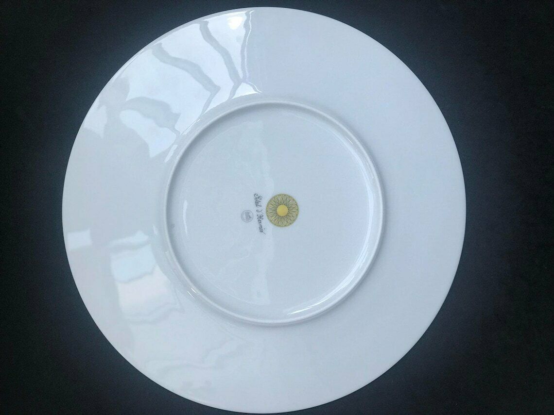 photo furniture Hermes Under Plates Set Of 2 Soleil D Hermes Setting Place Presentation Plate Signed Wedding Gift Yellow Table Luxury Gift Wedding Gift
