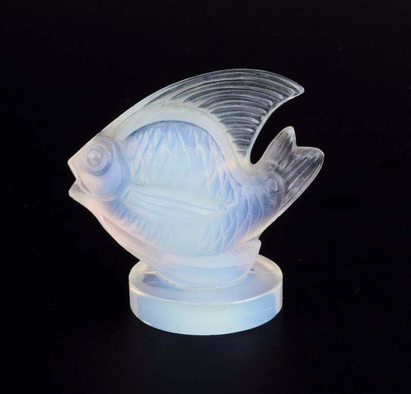 Sabino, France. Two Fish In Art Deco Opaline Art Glass With Bluish Tint. photo 242.0