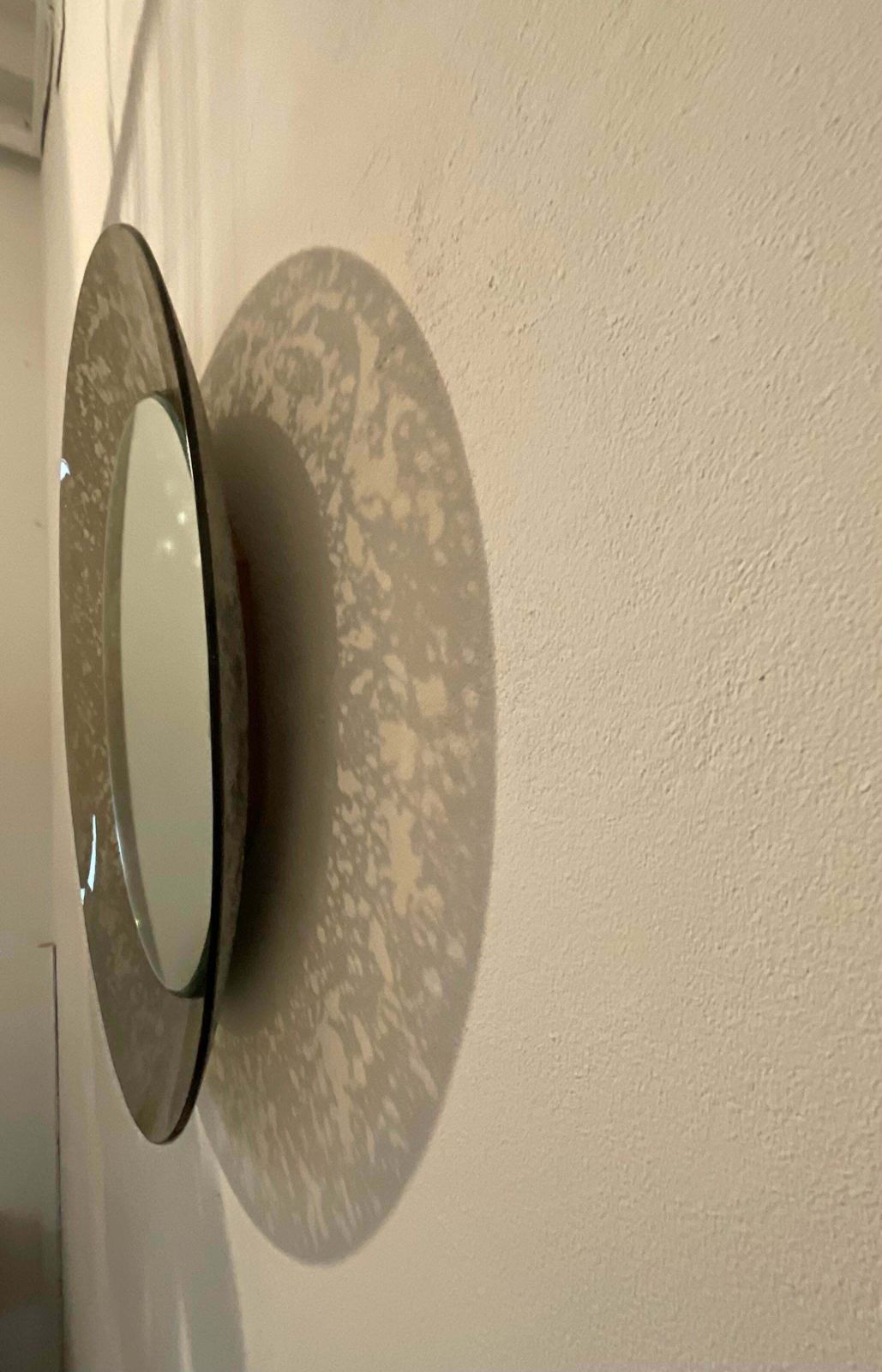 3449.0 Fontanarte   Erwing Burger   Hanging Mirror   Curved And Etched Glass. photo