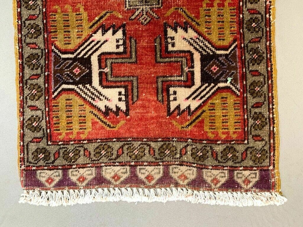 Small Vintage Turkish Rug 98x48 Cm, Short Runner, Tribal, Shabby, Mini Carpet photo Textiles