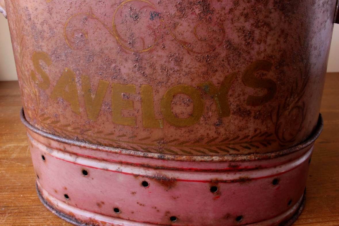 Street Vendor Hot Saveloy Steamer. Tin Toleware Hot Dog Sausage Cooker. photo vinterior