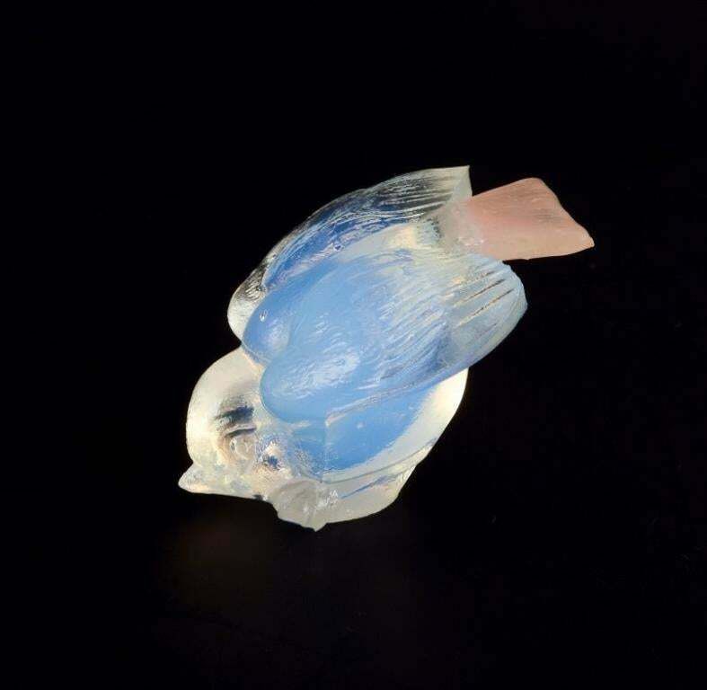 Sabino, France. Two Bird Chicks In Art Glass, Art Deco Opaline Glass. photo for sale
