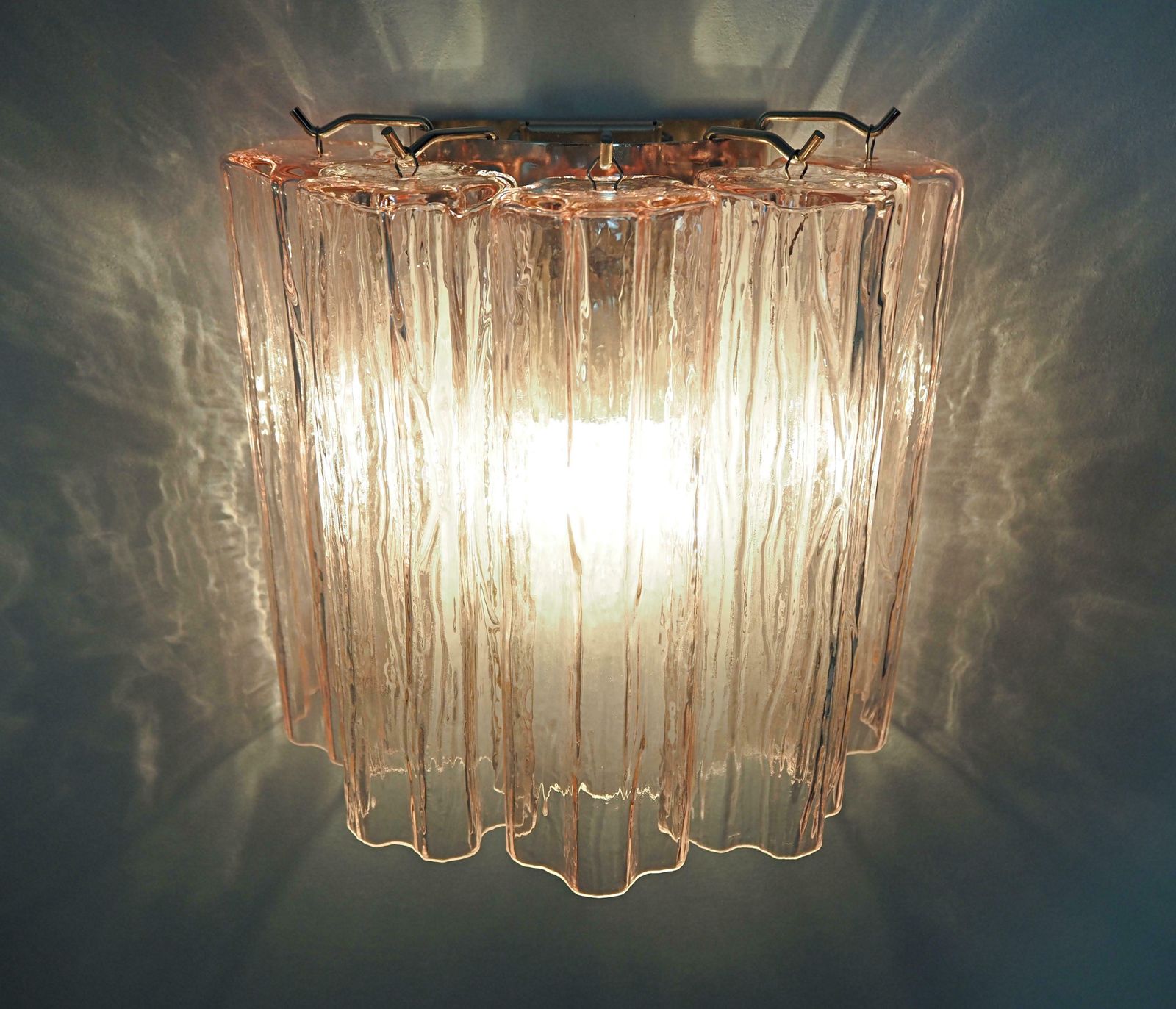 Midcentury Pair Of Pink Tronchi Sconces Murano photo vinterior