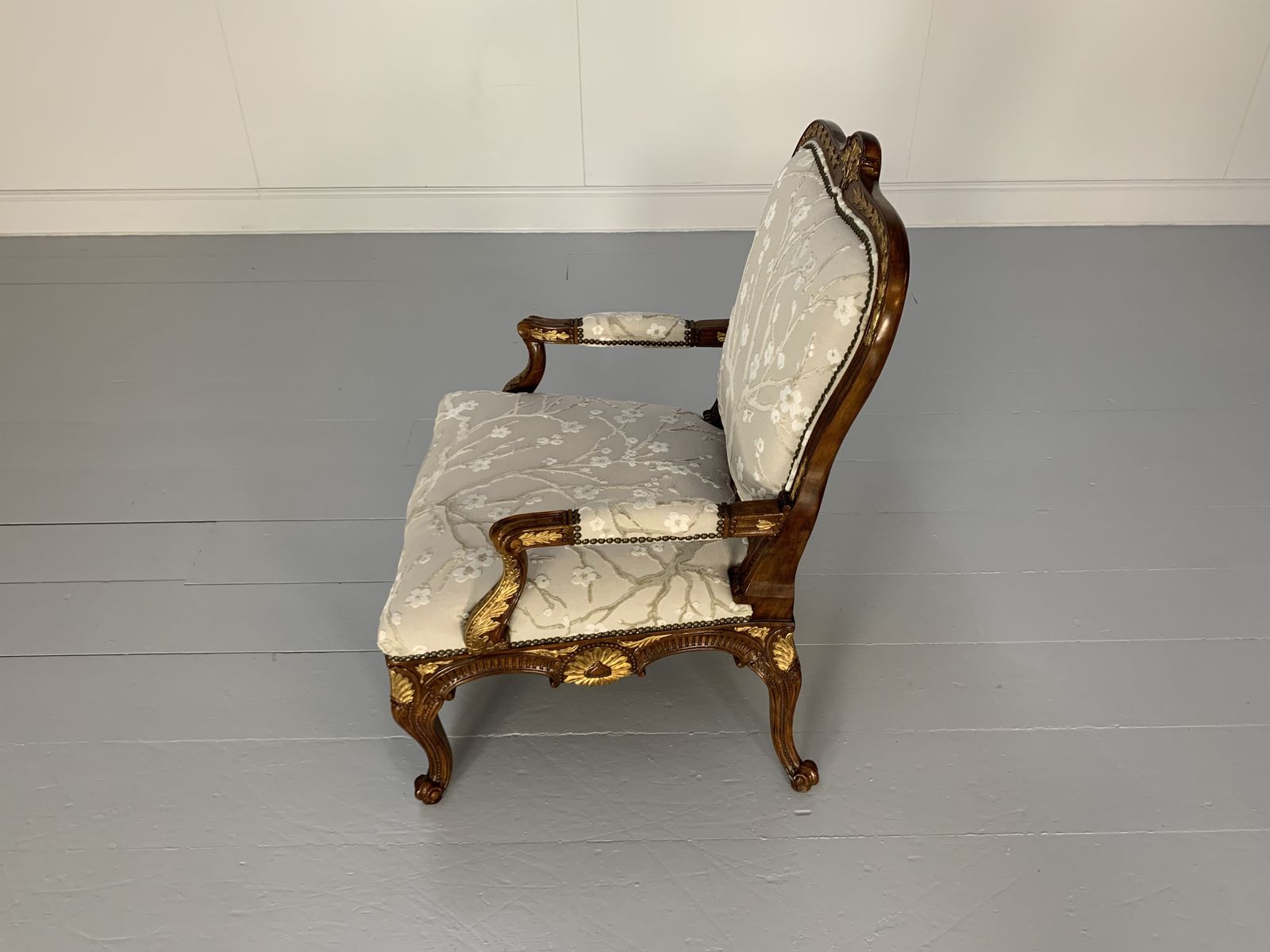 photo buy Pair Of Theodore Alexander “Spencer House” Armchairs & Table – Rrp £11,000
