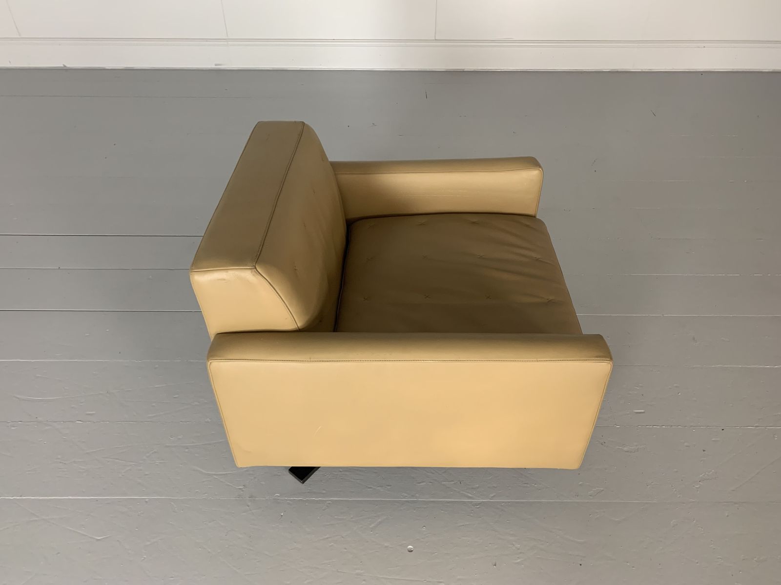 Furniture Pair Of Poltrona Frau For Ferrari “Kennedee” Armchairs – In “Pelle Frau Sc” Leather photo