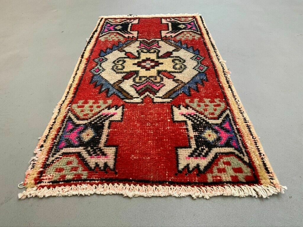 Small Vintage Turkish Rug 92x49 Cm, Short Runner, Tribal, Shabby, Mini Carpet photo furniture