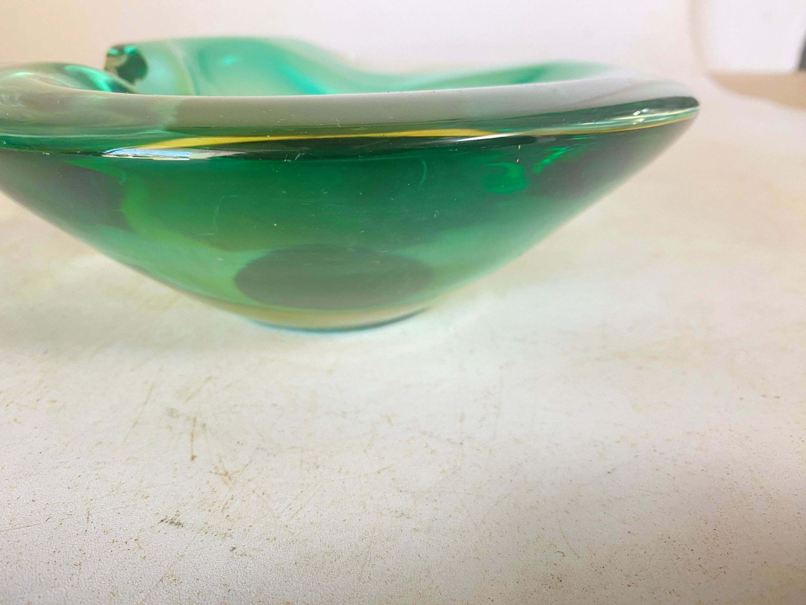 Vide Poche Or Ashtray In Art Glass Venice Green Color Italy Murano 1970 photo for sale