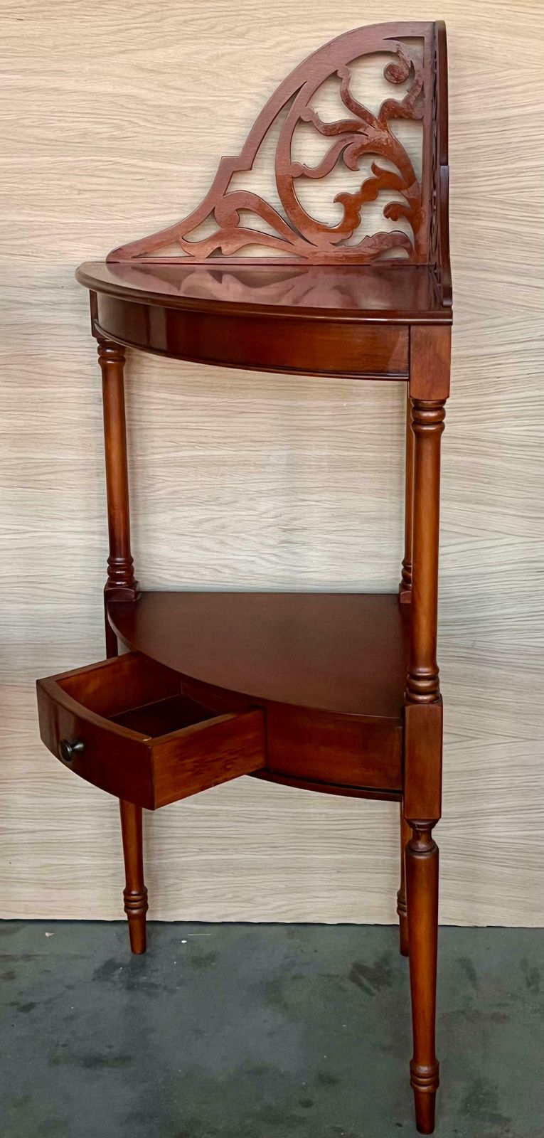 Early 20th Century Federal Style Mahogany Corner Etagere With Drawer photo buy