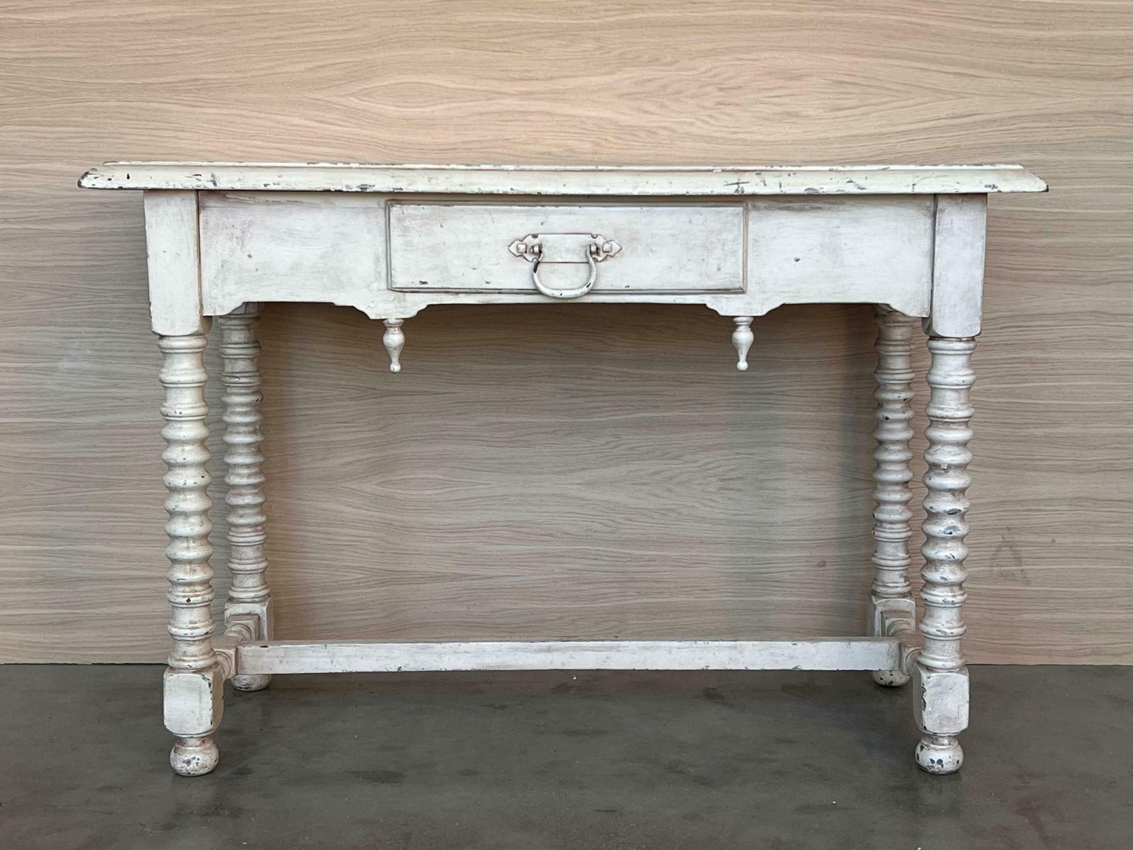 Table de ferme rustique d'époque avec tiroir, Espagne photo furniture