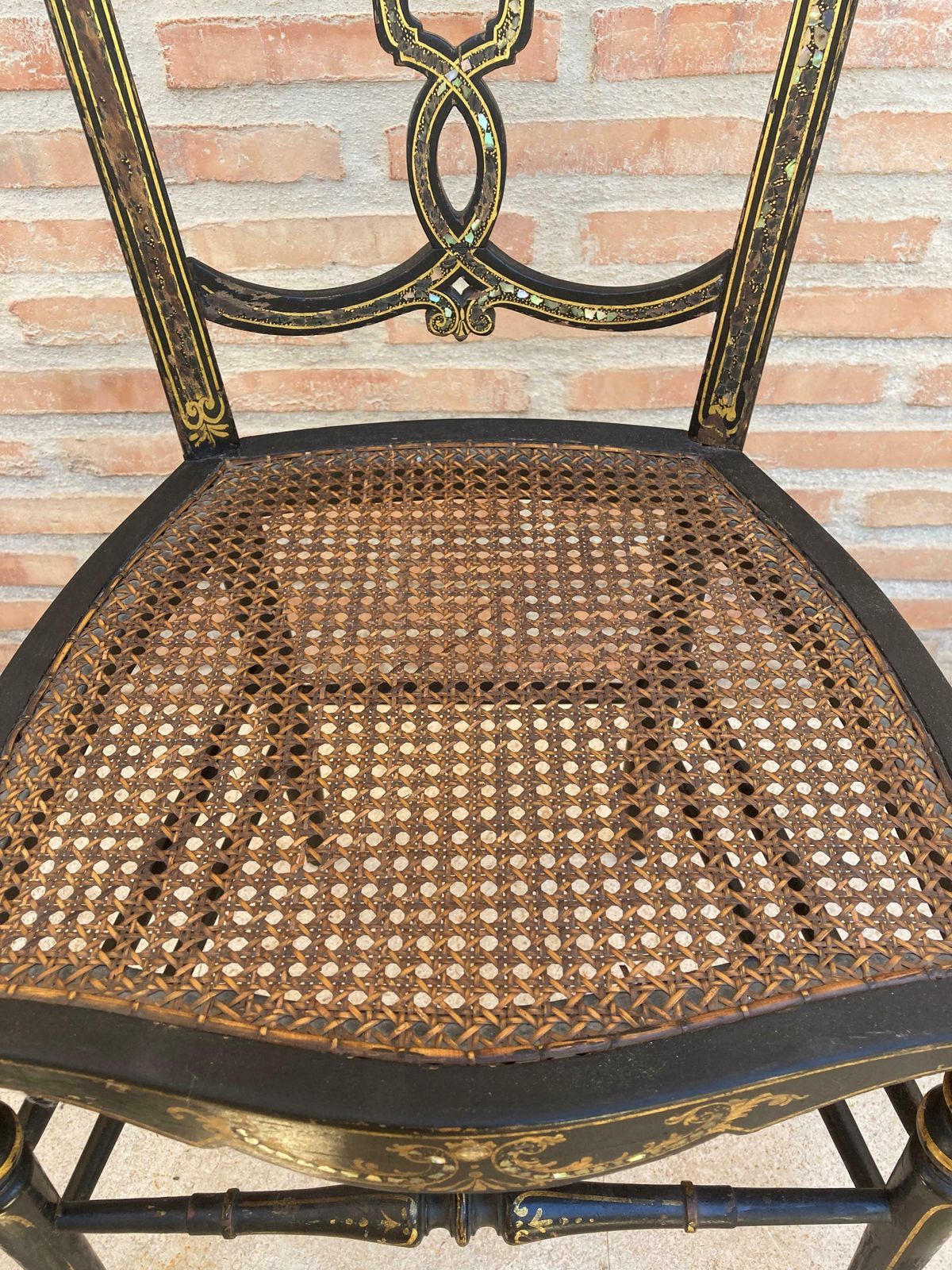 Mobilier Chaises élisabéthaines laquées noires, 1840, lot de 2 photo