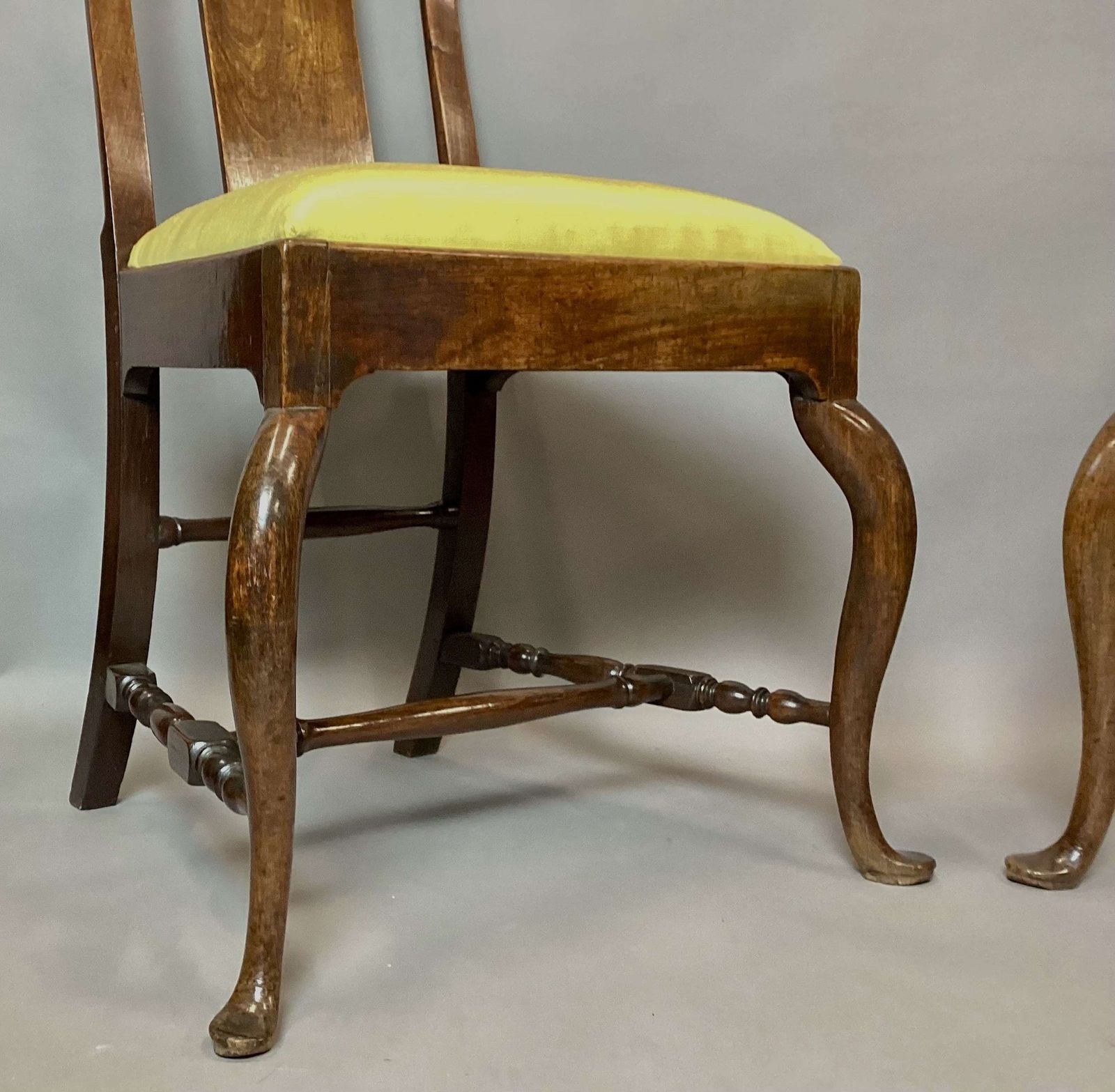 photo vinterior Rare C18th Pair Of Chinese Huanghuali Side Chairs