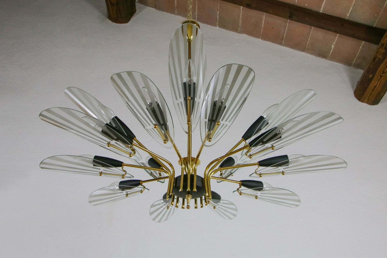 Italian Mid Century Fifteen Ligths Chandelier Fontana Arte Style, 1950 photo furniture