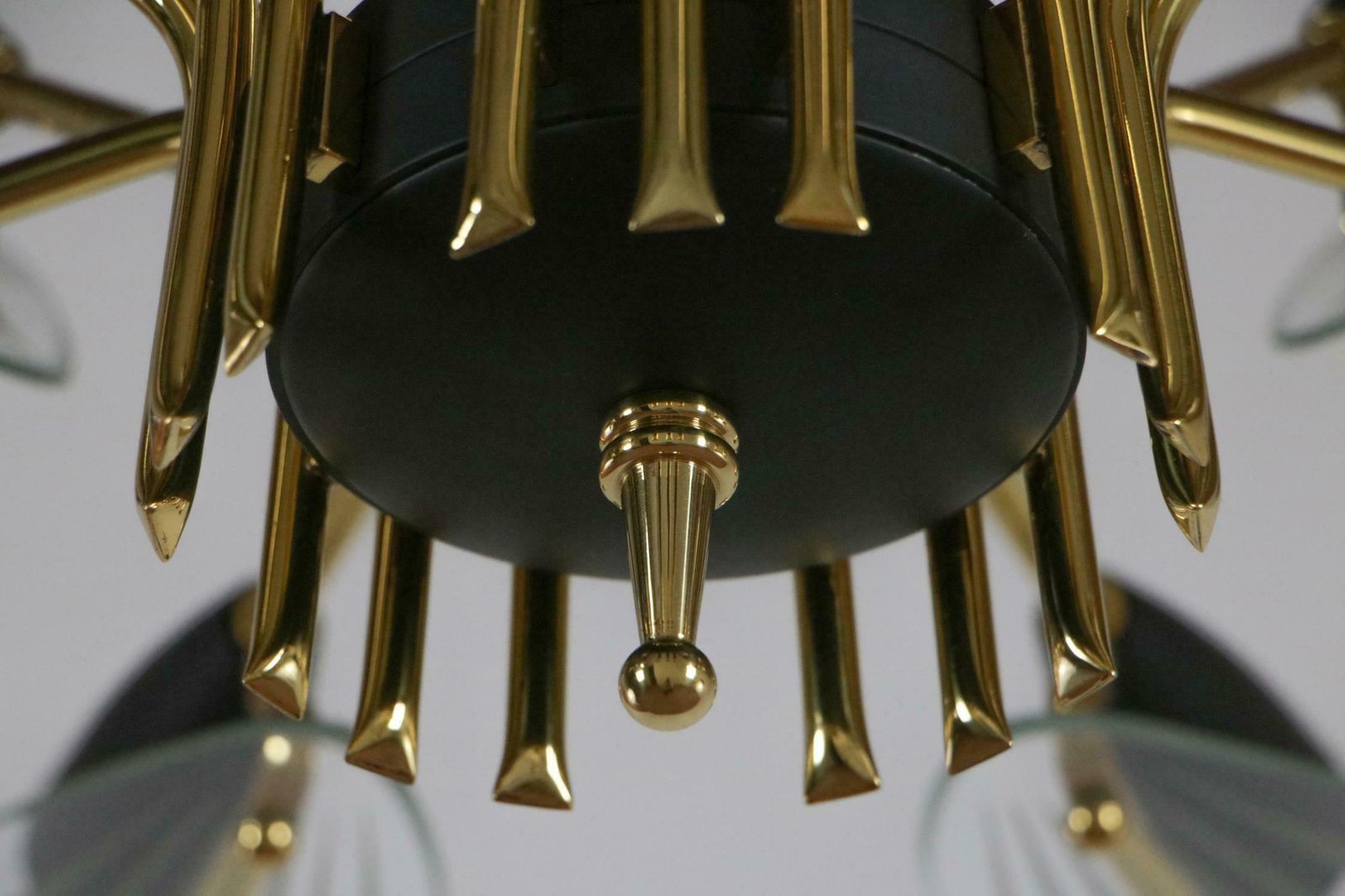 photo furniture Italian Mid Century Fifteen Ligths Chandelier Fontana Arte Style, 1950