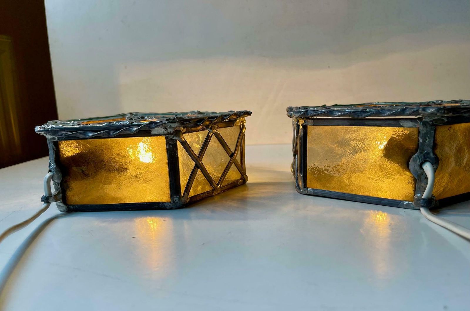 Lighting Vintage Scandinavian Gothic Style Stained Glass Wall Sconces photo