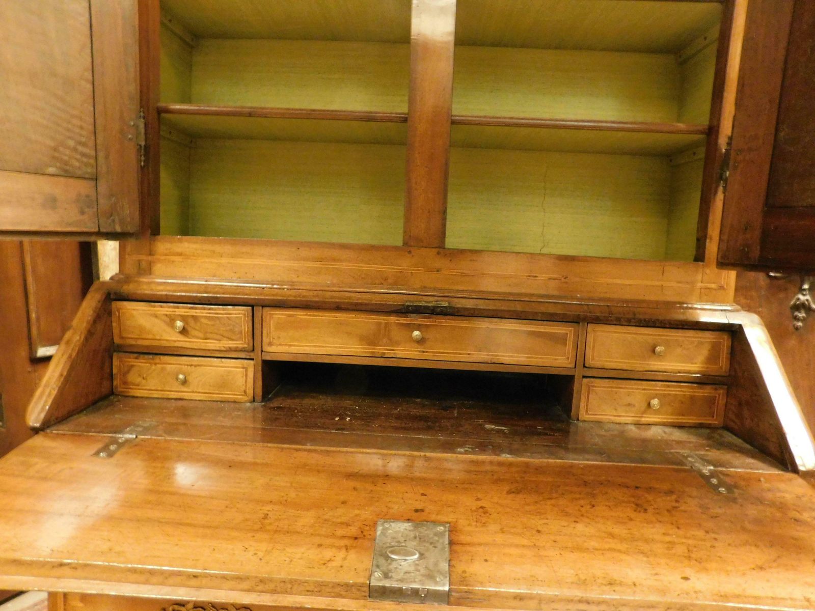 photo vinterior Antique Walnut Trumeau, Richly Inlaid, 2 Doors, Drawers And Flap, Italy