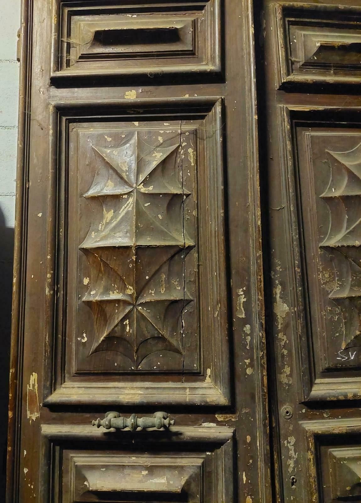 Double Entrance Door In Larch Carved And Lacquered From Turin (Italy) photo buy