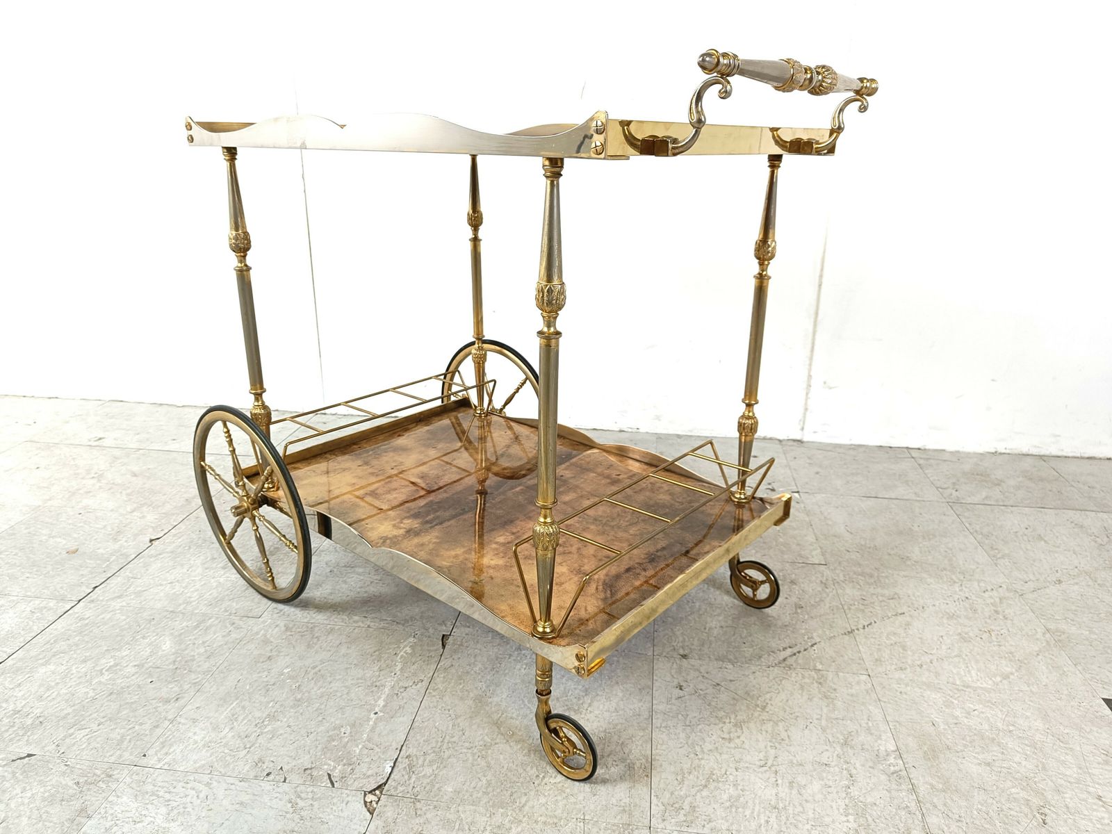 Italian Lacquered Goatskin / Parchment Serving Bar Cart By Aldo Tura, 1960s photo vintage