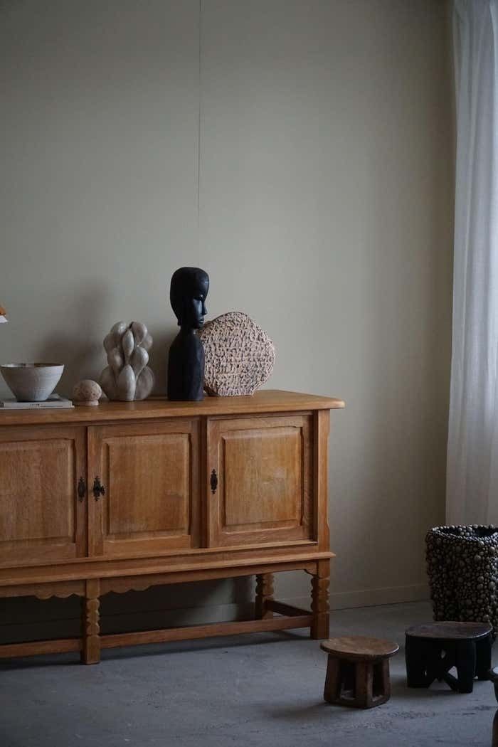 Decorative African Wooden Sculpture, Mid Century, Handcrafted In The 1940 50s photo Art