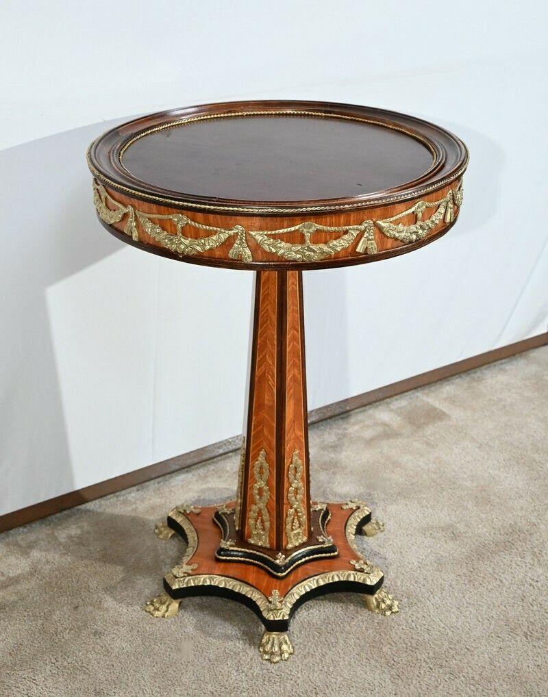Precious Wood Pedestal Table, Restoration Style, Napoleon III Period – Mid 19th Century photo for sale