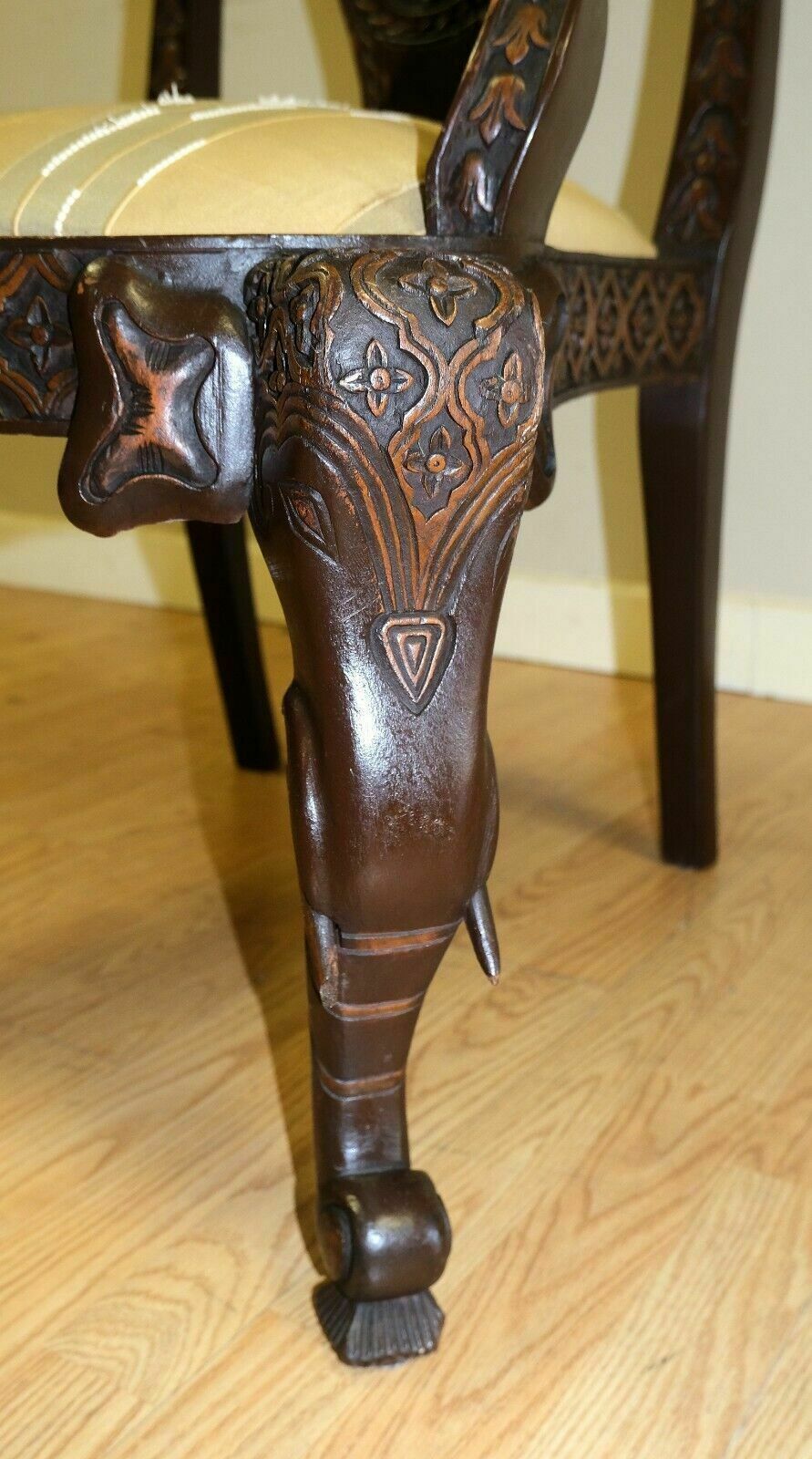 Lovely 20th Century Hardwood Open Armchair Carved Brown Frame And Back Splat photo buy
