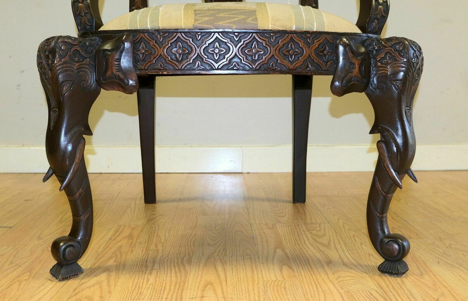 Lovely 20th Century Hardwood Open Armchair Carved Brown Frame And Back Splat photo vintage