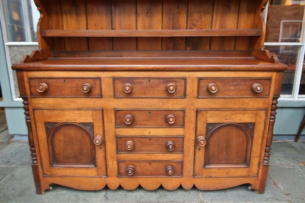 19th Century Welsh Talwrn Dresser photo furniture