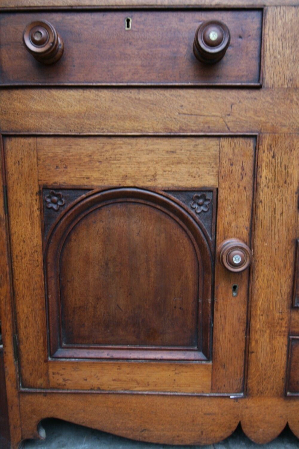 19th Century Welsh Talwrn Dresser photo Furniture