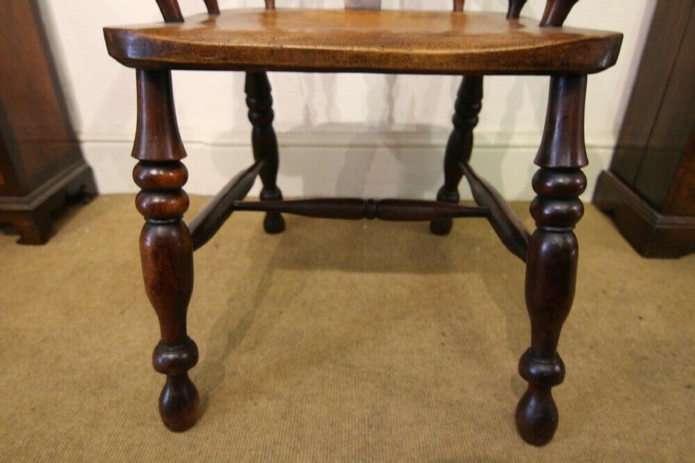 19th Century Broad Arm Yew Wood Windsor Armchair photo buy