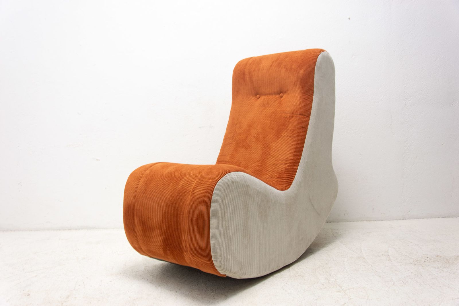 Stylish Rocking Chair, 1980´S, Czechoslovakia photo Furniture