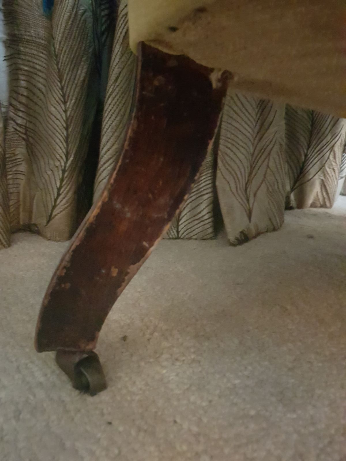 Furniture Gold Velvet And Mahogany Slipper Chair 1900s photo