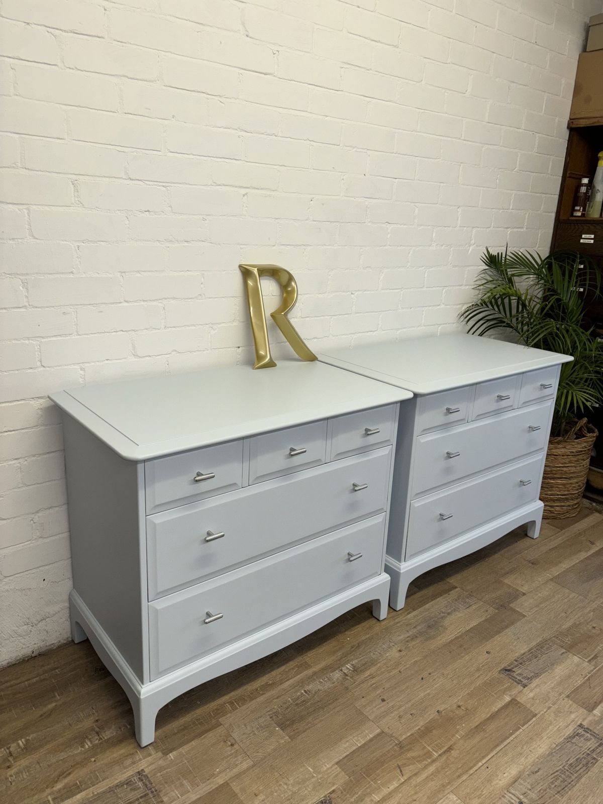 Stag Minstrel Pair Of 3 Over 2 Chest Of Drawers Painted Light Grey photo 990.0