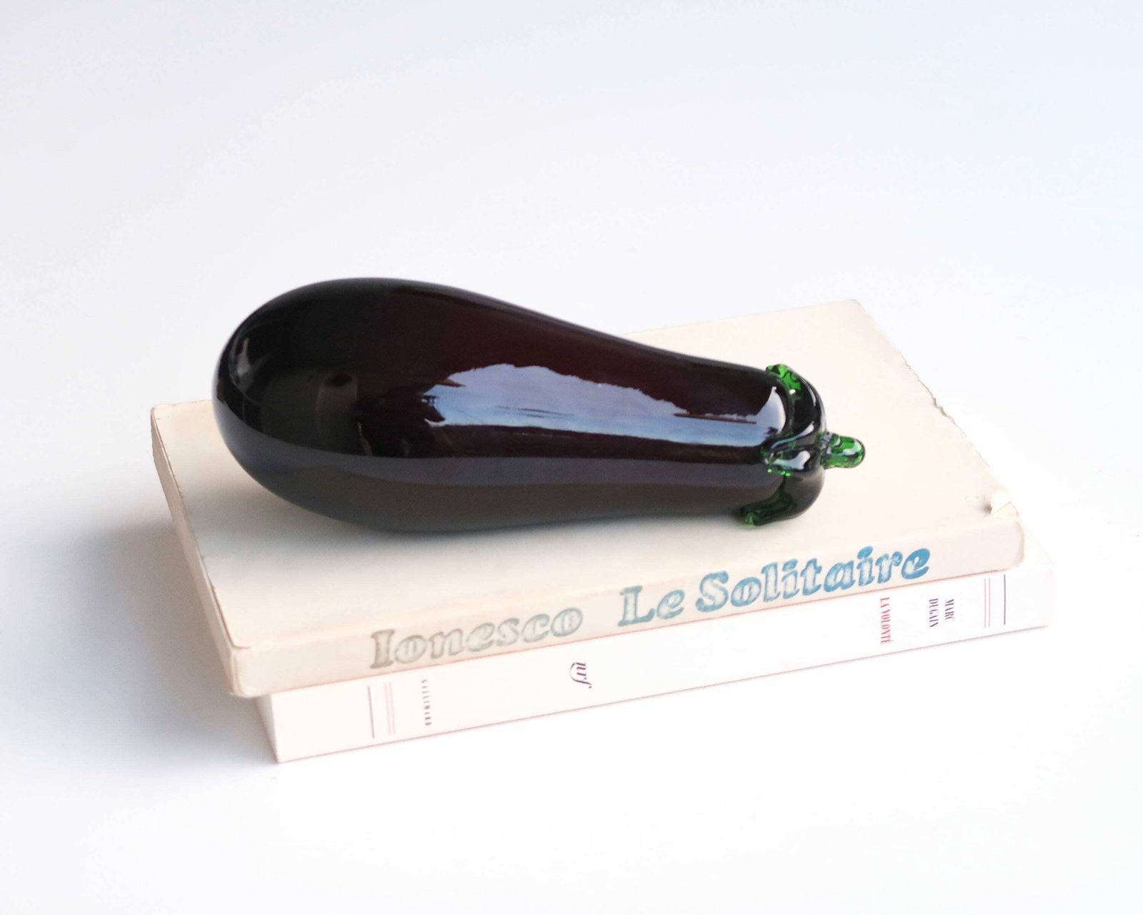Auberginepaarse Glazen Sculptuur, Presse Papier, Jaren 1970 / Groente