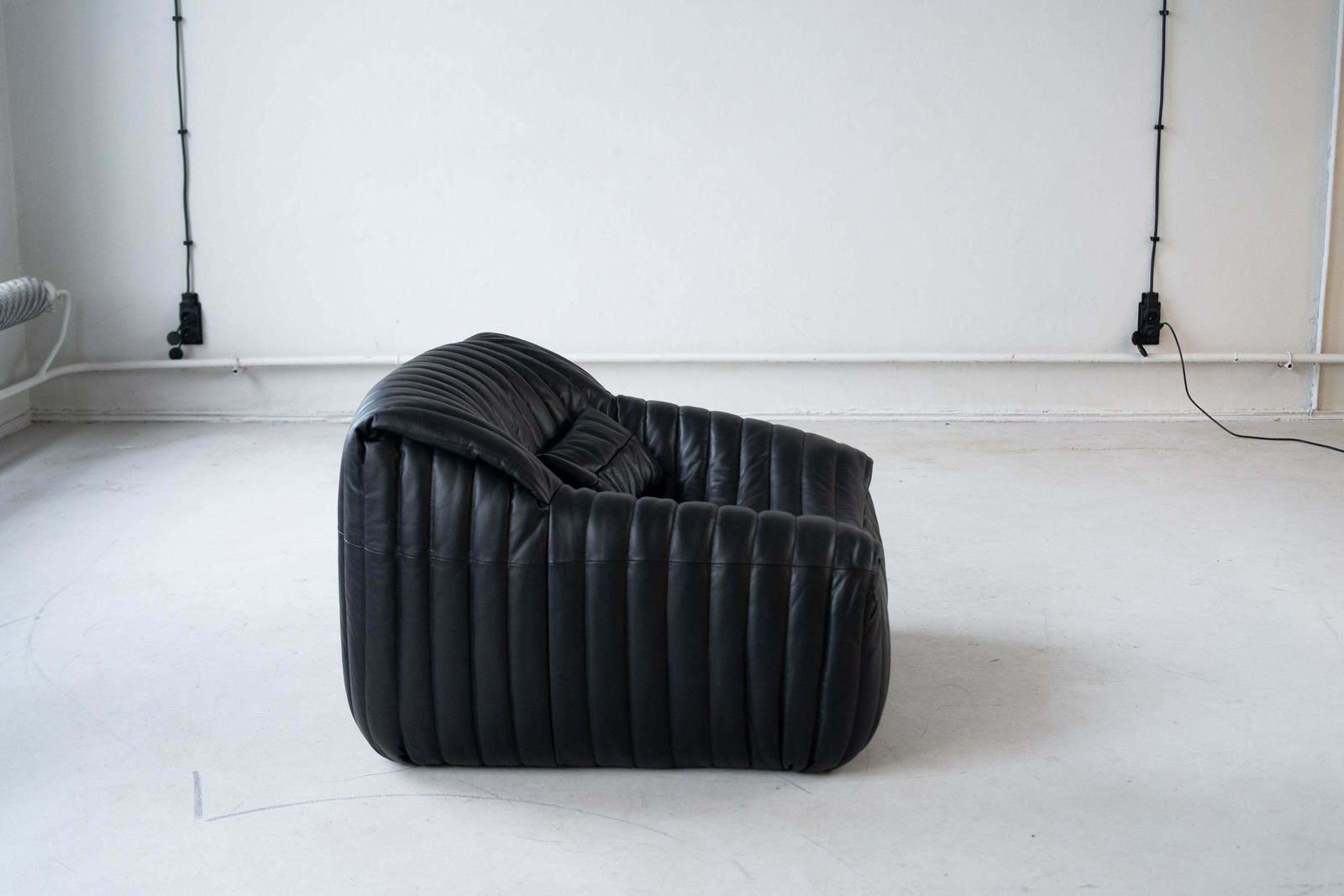 photo vintage Sandra Sofa Designed By Annie Hiéronimus For Cinna