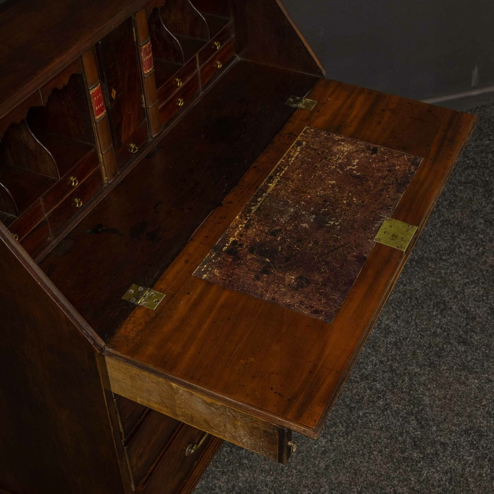 photo furniture Georgian Mahogany Bureau