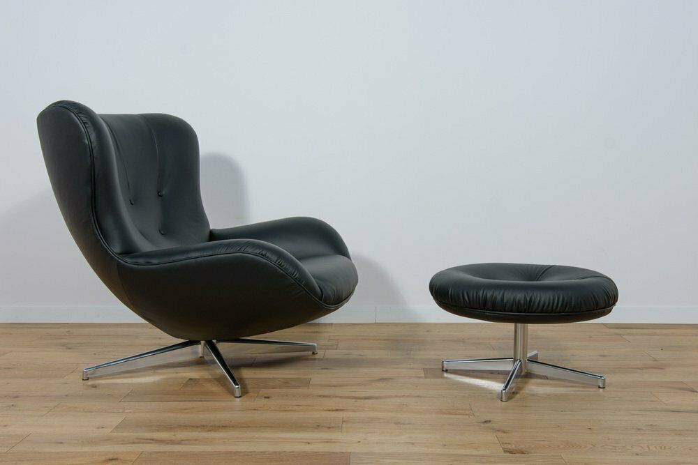 photo furniture Mid Century Ml 214 Lounge Chair With Ottoman By Illum Wikkelsø For Mikael Laursen, 1960s, Set Of 2
