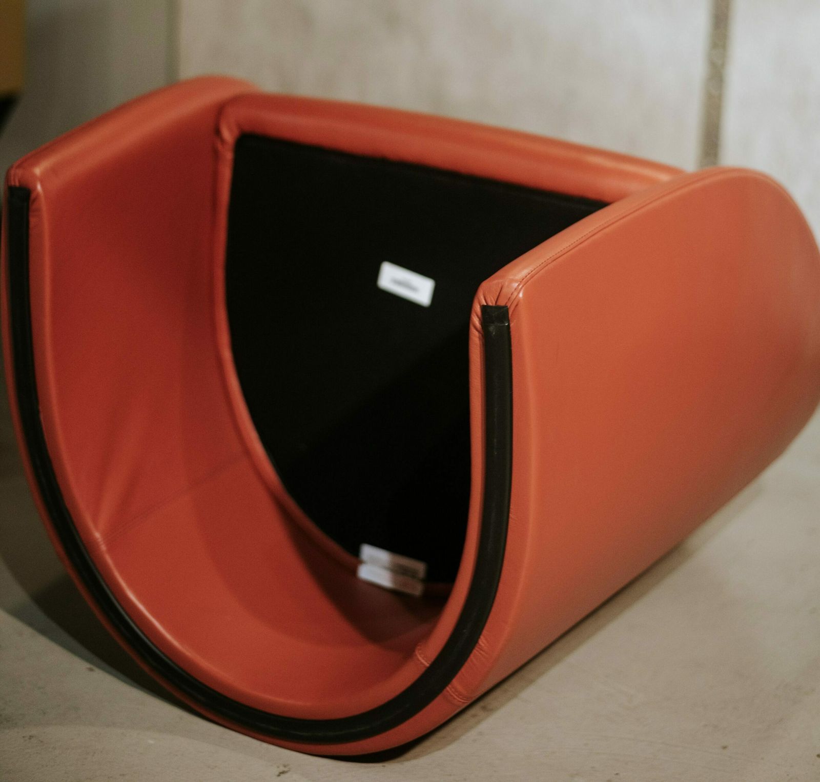 photo for sale "Intervista" Lounge Chair By Massimo And Lella Vignelli For Poltrona Frau, Italy 1989
