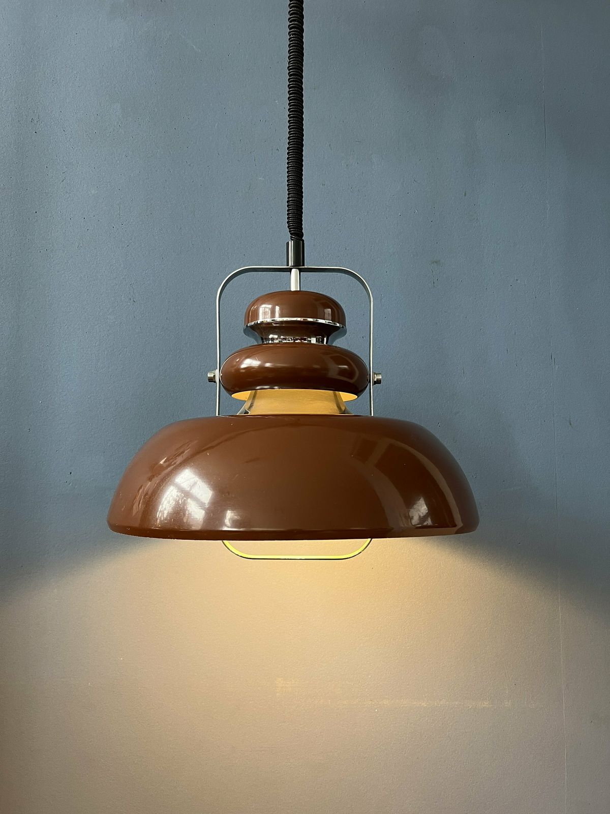 Anvia Mid Century Space Age Bruine Hanglamp photo 386.0