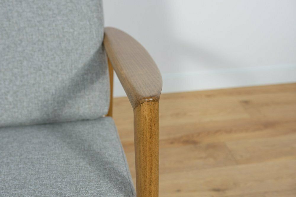 photo vinterior Model 300 139 Armchair From Swarzędz Factory, 1960s