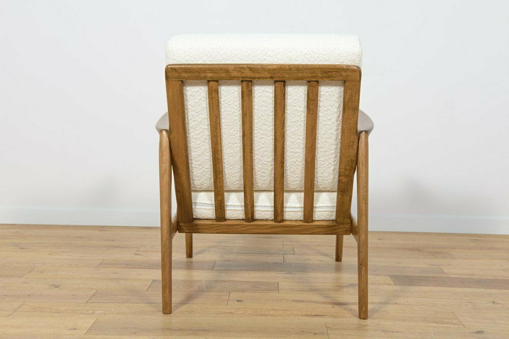 Mid Century Model 300 139 Armchair From Swarzędz Factory, 1960s photo vinterior
