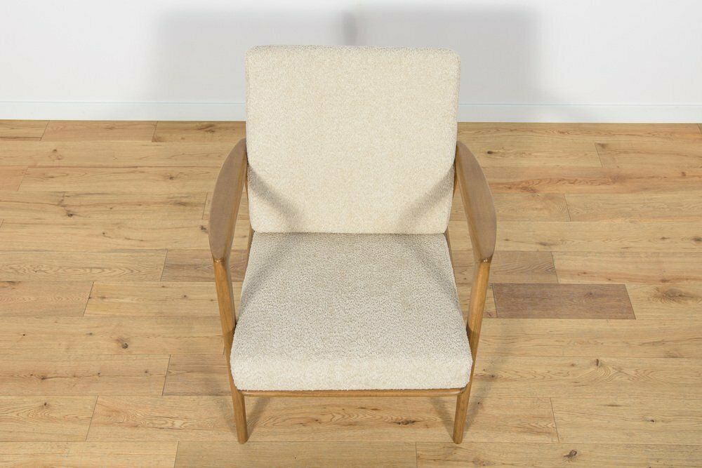Mid Century Model 300 139 Armchair From Swarzędz Factory, 1960s photo Furniture