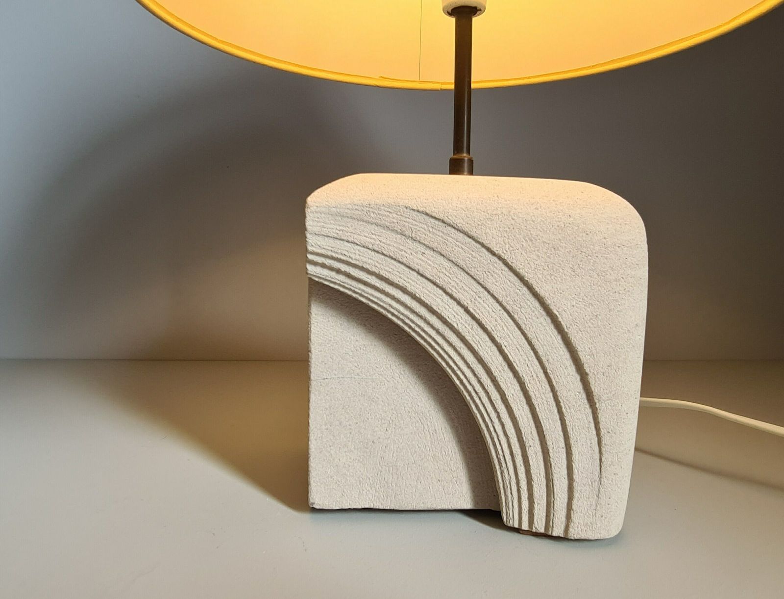 Albert Tormos Style Sculpture Lamp In White Stone / 60s / Art / Artisanal Work / Mid Century / France / 20th Century photo for sale