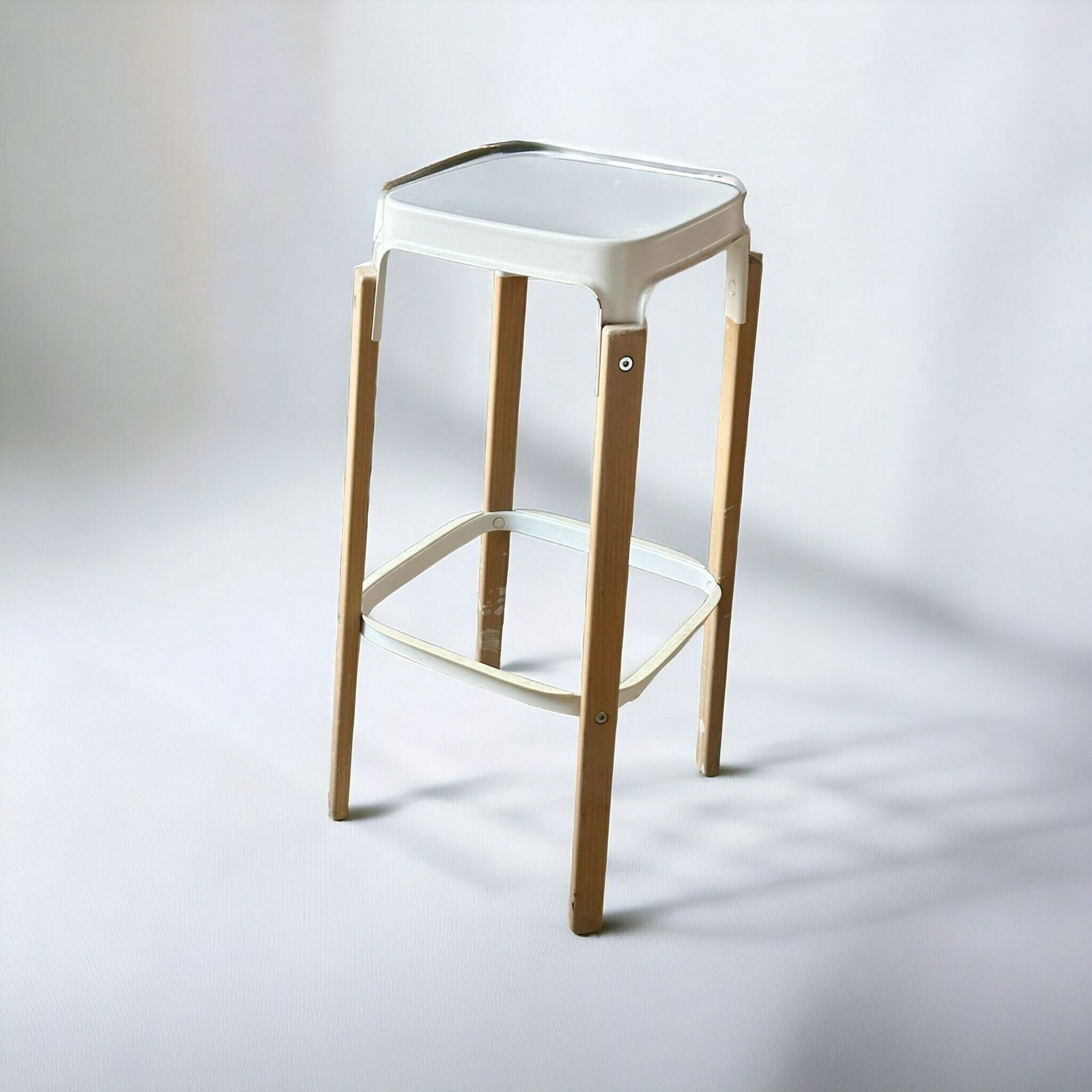 Magis Bouroullec Steelwood Bar Stool Metal White Natural Wood & Metal Set Of 4 photo vinterior