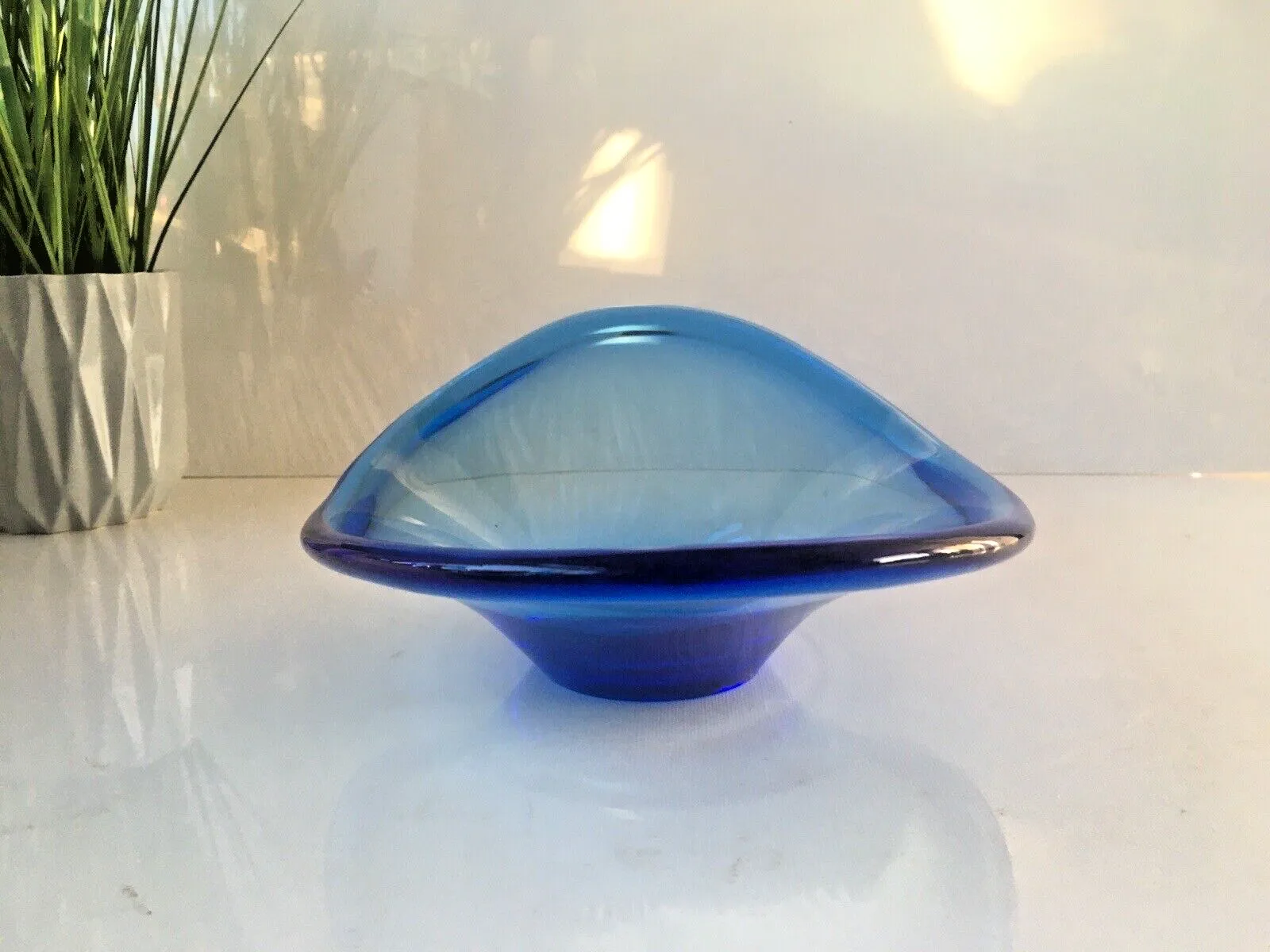 Freeform Art Glass Bowl Mid Century Modern Danish Holmegaard Selandia Per Lutken Ikea Snits Lotta Pettersson photo vinterior