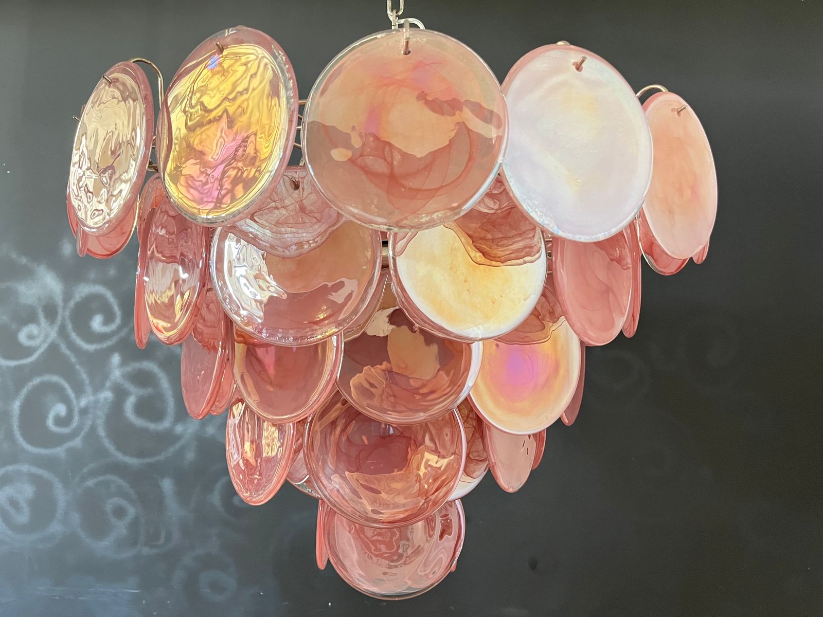 High Quality Murano Chandelier Space Age   57 Pink Albaster Iridescent Glasses photo vinterior