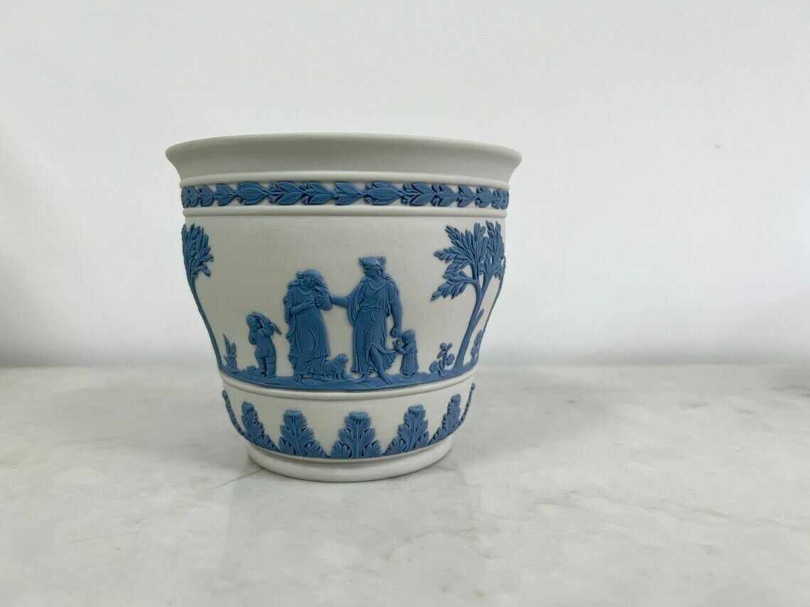 Vintage Wedgwood Jardiniere Blue On White Jasperware Planter