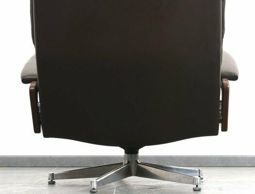 1643.0 King Chair In Brown Leather By André Vandenbeuck For Strässle 1960s photo