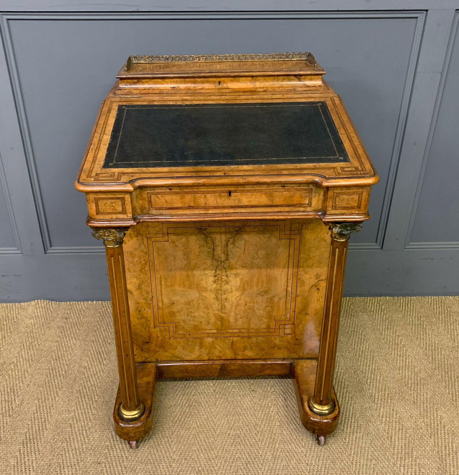 Victorian Inlaid Burr Walnut Davenport photo vinterior
