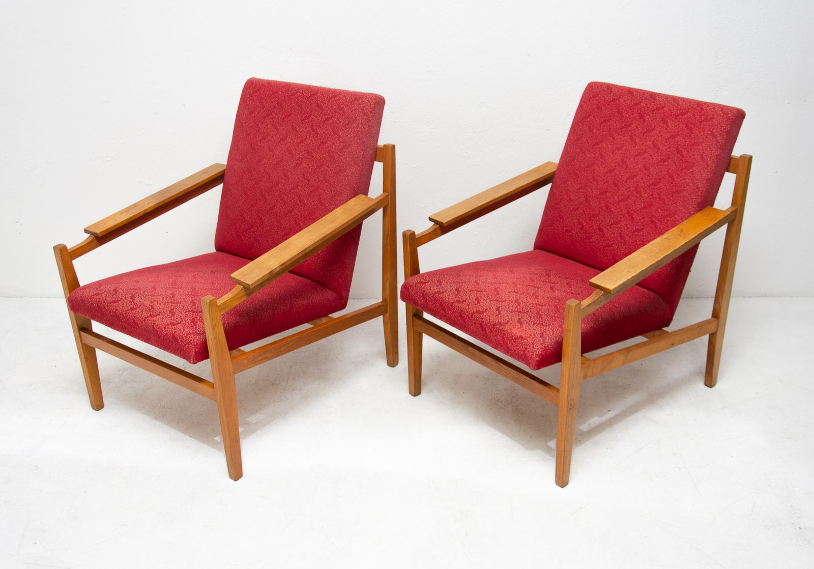 Pair Of Mid Century Scandinavian Style Armchairs, 1960´S photo vinterior