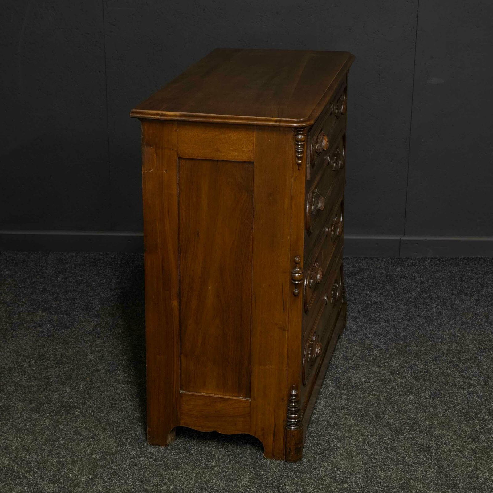 Late 19th Century French Walnut Chest Of Drawers photo 1095.0